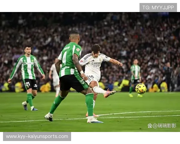 皇马无中锋之痛再爆发——豪华阵容下的空缺与未来突围