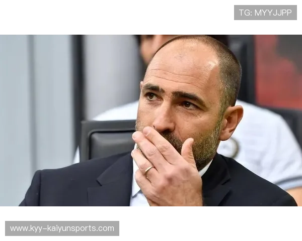 马赛否认内部矛盾，主帅亲自澄清更衣室传闻——真相背后是谁在推动风暴？