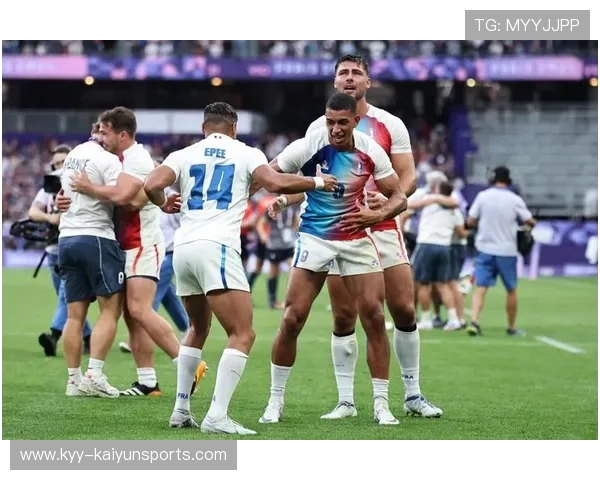法国队七人制橄榄球攻防兼备,法国男子橄榄球队 法国队七人制橄榄球攻防兼备,法国男子橄榄球队